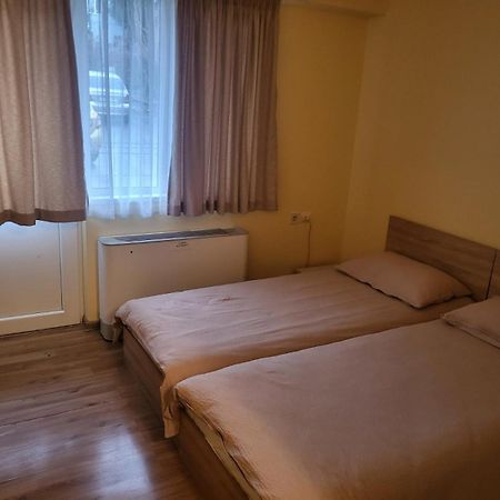 Хотел Хисаря Haskovo Buitenkant foto